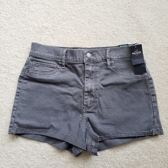 Hollister Denim Shorts - Picture 1 of 10